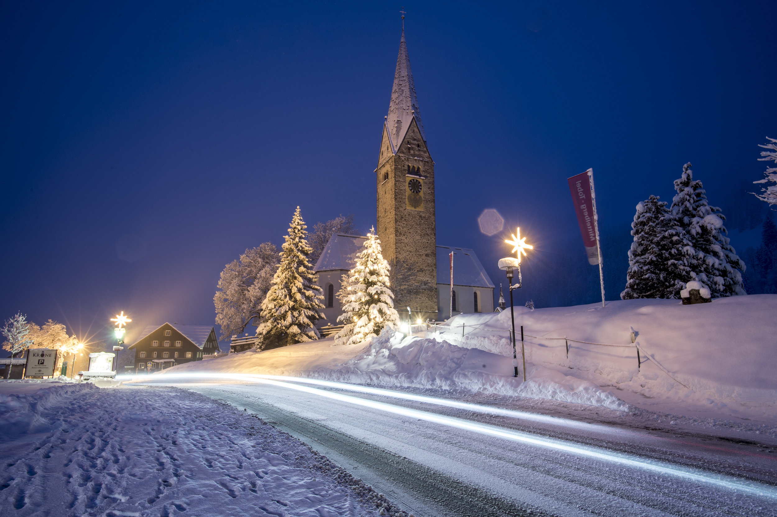 Advent Weihnachten Nacht Mittelberg Kirche @Dominik Berchtold (11).jpg