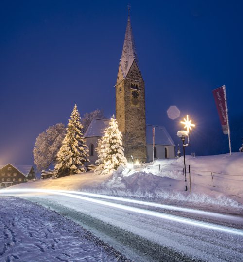 Advent Weihnachten Nacht Mittelberg Kirche @Dominik Berchtold (11).jpg